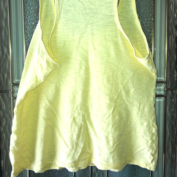 Gap small yellow tanktop - Picture 5 of 6